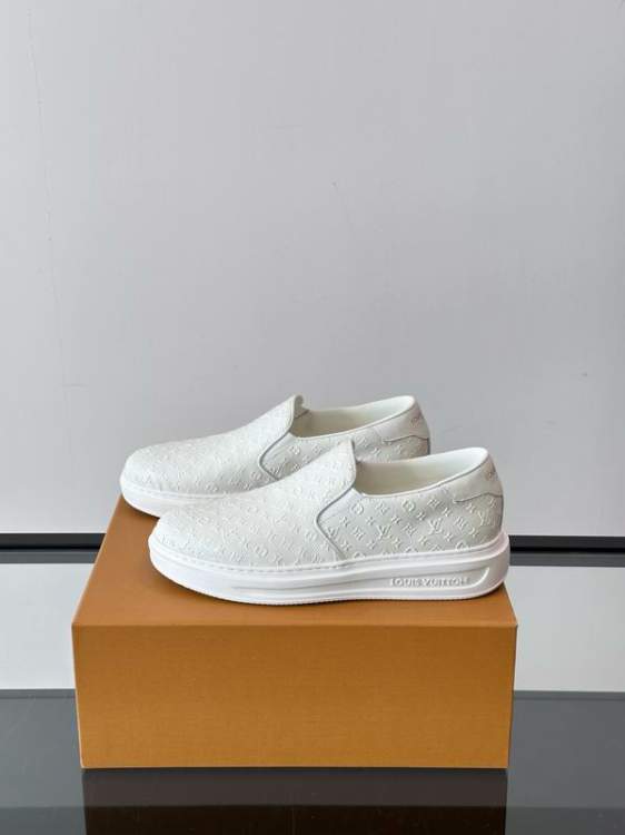 Picture of Louis Vuitton Shoes _SKULVsz38-44hnh070416062